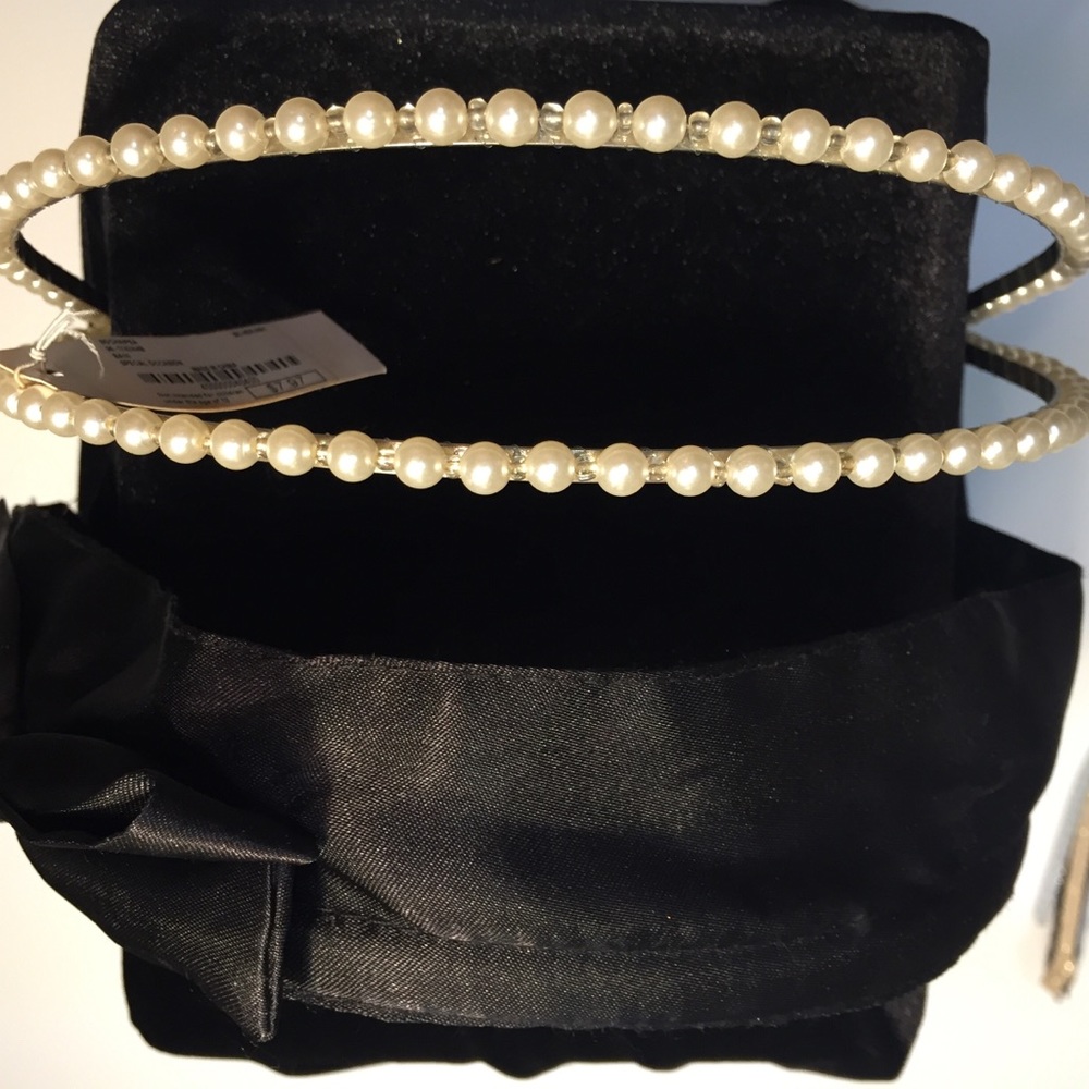2 Headbands - 1 Double-Strand Pearl, 1 Black Satin